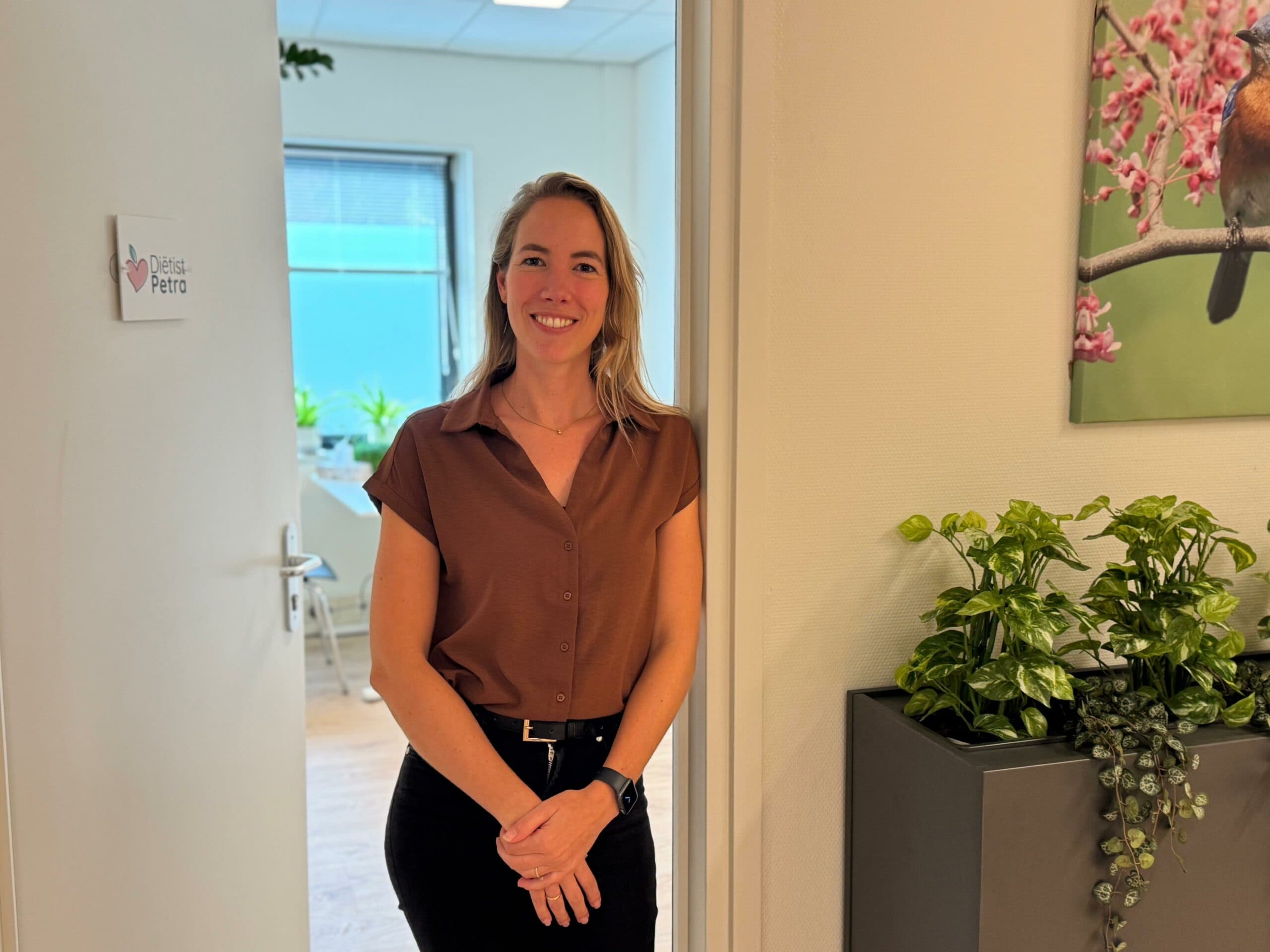 Petra Castricum in haar praktijk